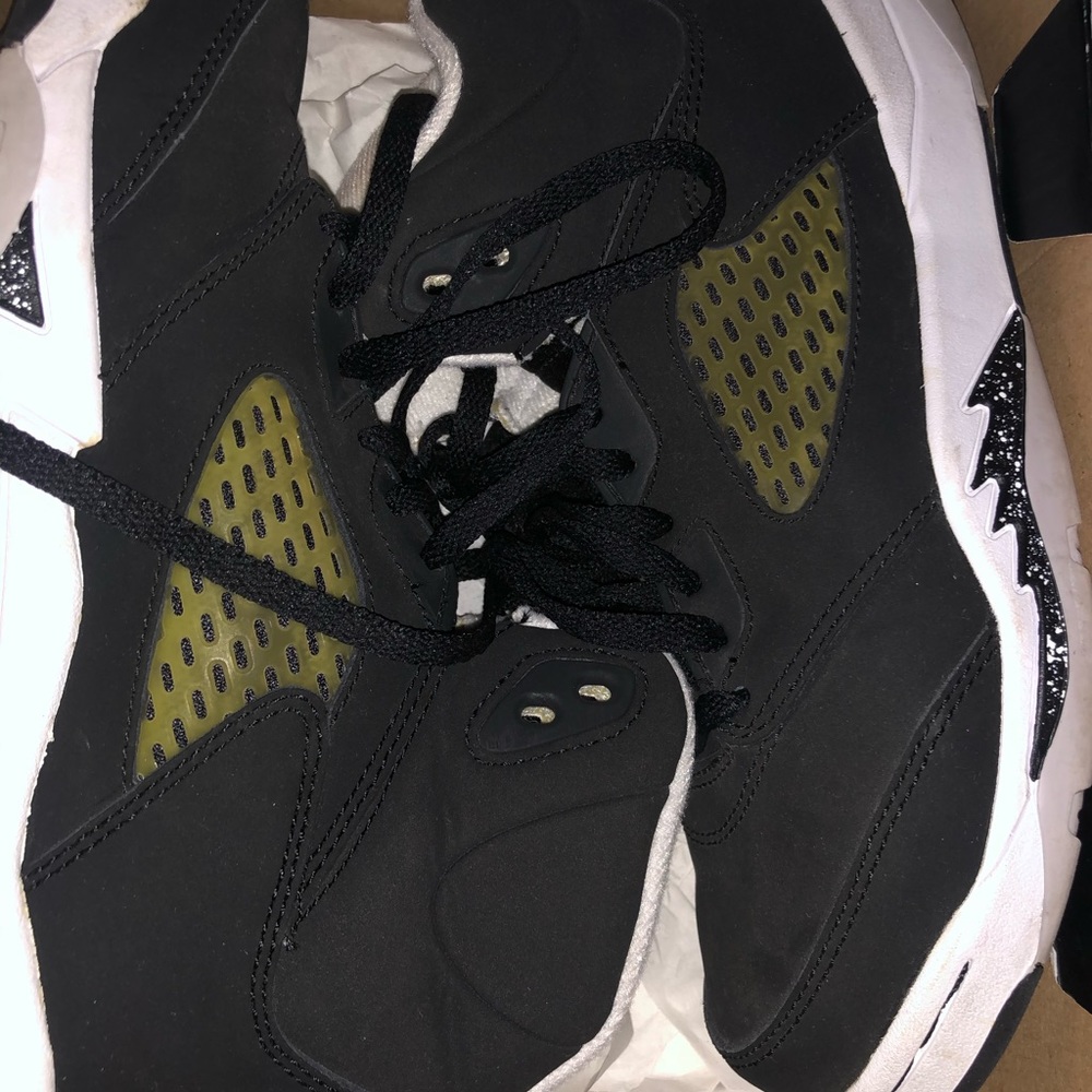 Jordan 5 size 3y